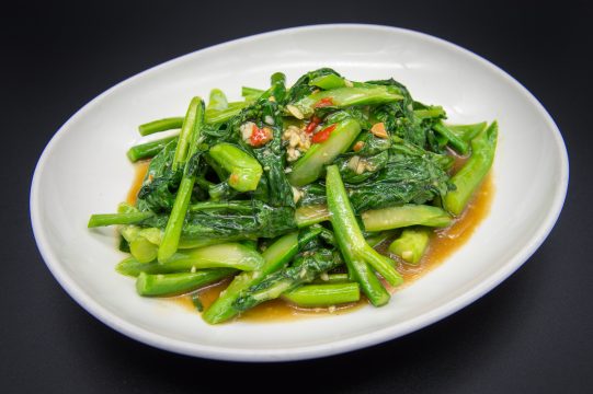 Phad Pak Kana (Chinese Broccoli)