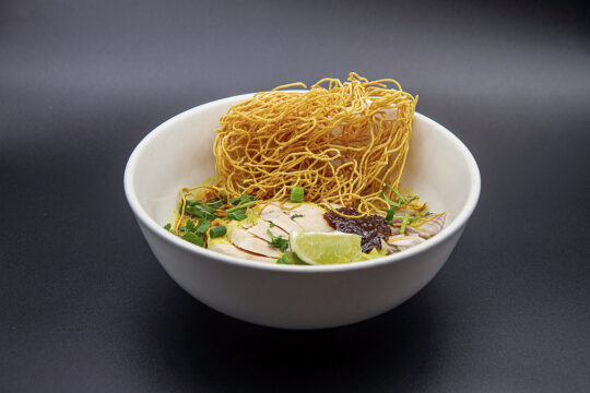 Chicken curry noodle bowl